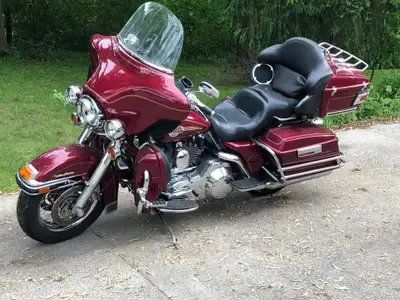 5060 MILES/8000 KMS Mint condition New tires Brakes done Exhaust done Stereo Cruise New upgraded spe...