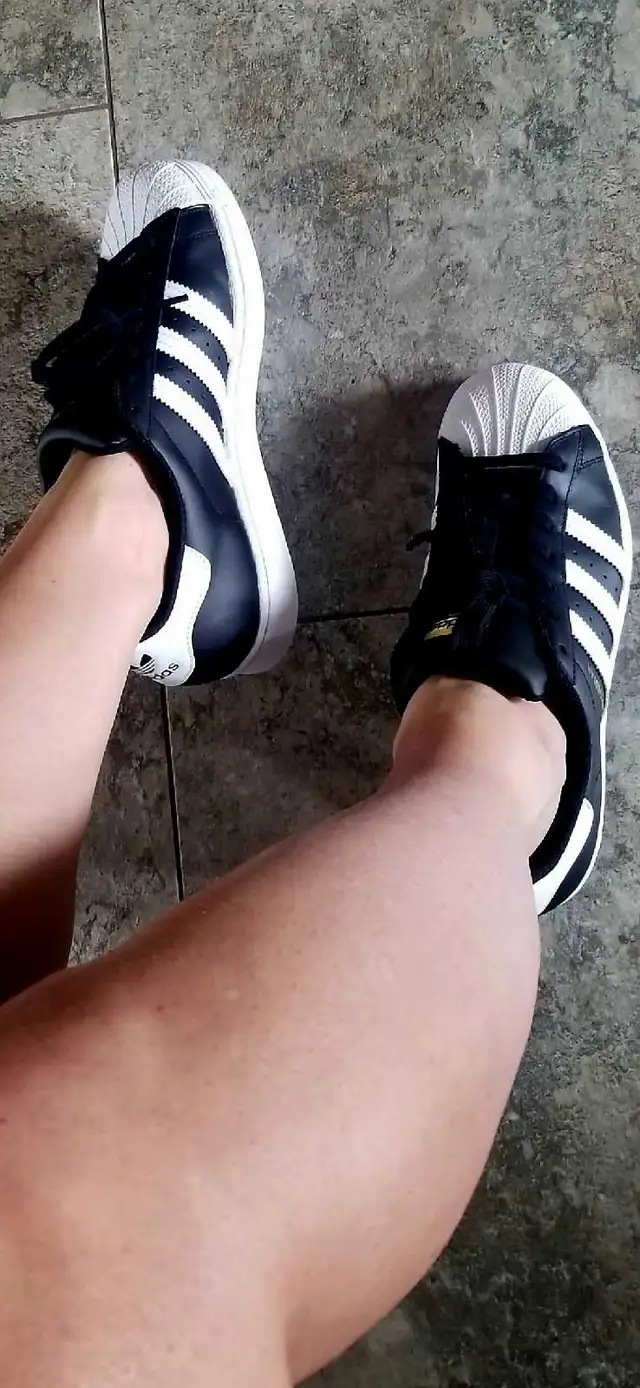 Adidas Superstar in Men's Shoes in Kitchener / Waterloo - Image 4