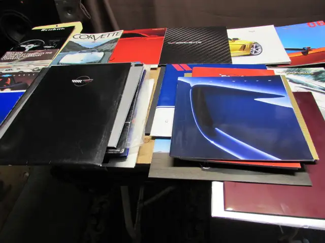 Chevrolet CORVETTE Sales Brochure Collection-from 1975 to 2015 in Magazines in Hamilton - Image 6
