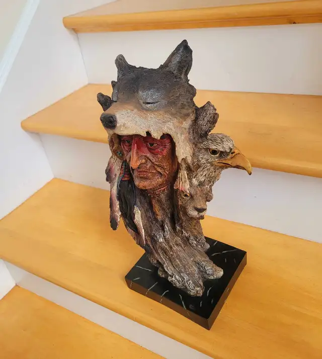 SIGNED Limited Edition Native American Warrior Wolf Chief Bust in Arts & Collectibles in City of Halifax - Image 4