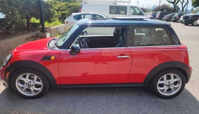 selling  excellent mini cooper 2013 low mileage automatic  in Cars & Trucks in City of Toronto - Image 3