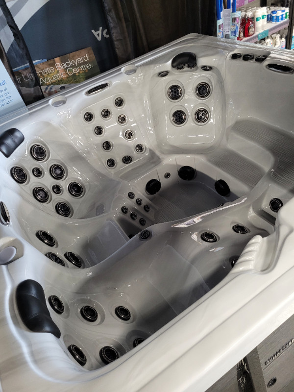 Premium Hot Tubs / Spas Starting at $5399 - Open Loan Financing in Hot Tubs & Pools in Barrie