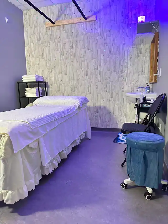 Relax, Recharge & Restore at Our Massage Spa in Massage Services in Windsor Region - Image 9