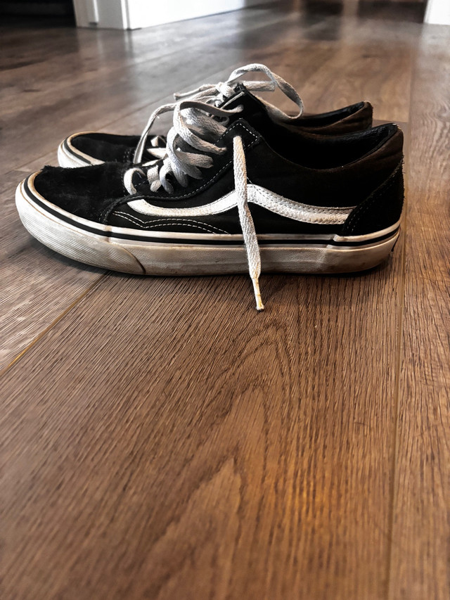 old skool vans  in Women's - Shoes in Strathcona County - Image 4