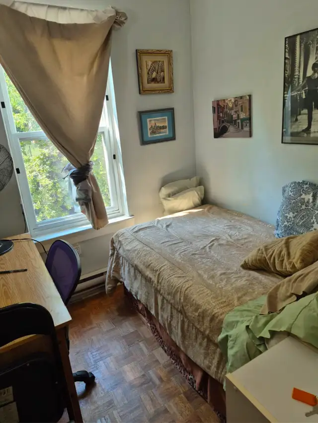 PRIVATE ROOM IN A GREAT AREA NEXT TO PUBLIC TRANSIT ALL INCLUDED63782601673473120