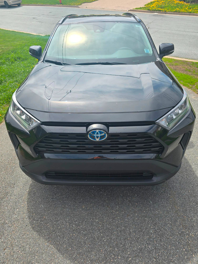 2022 Toyota Rav4 Hybrid LE AWD 155k in Cars & Trucks in City of Halifax