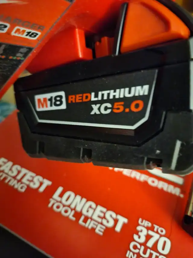 Milwaukee cordless metal saw628632637571861218