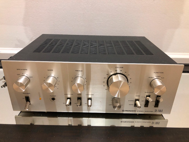 Pioneer SA-7500 II Integrated Stereo Amplifier AMP. in General Electronics in Vancouver