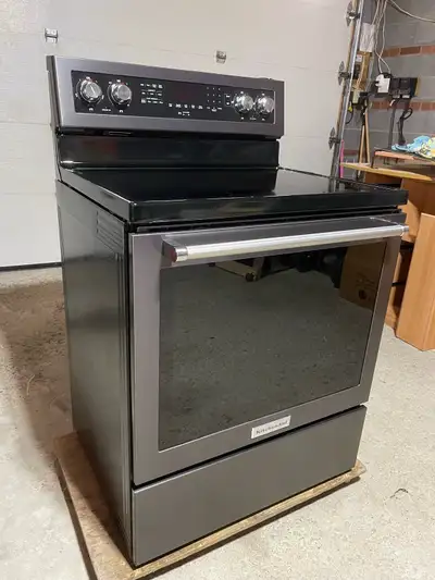 KitchenAid electric stove/oven, View more