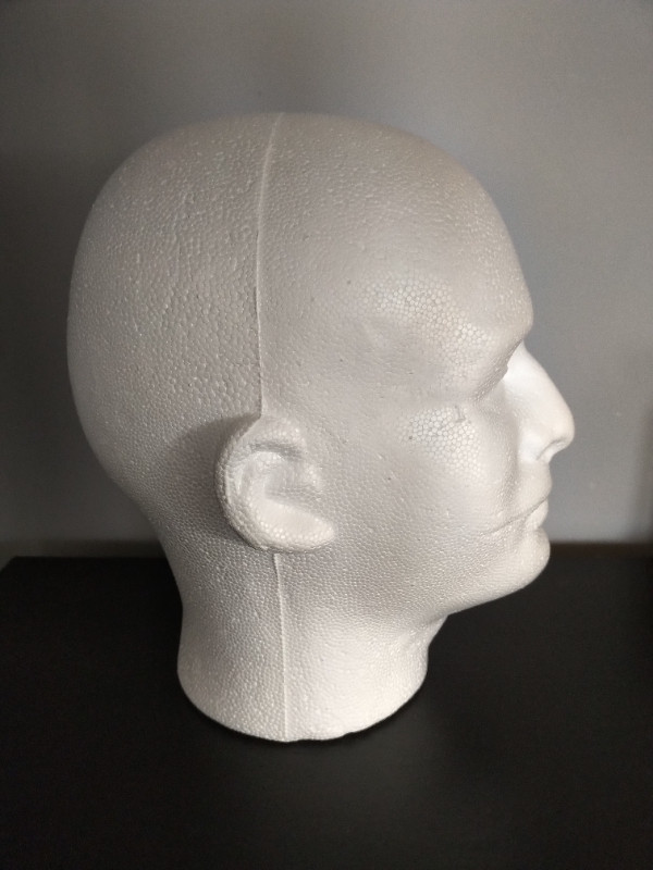 Styrofoam Male Mannequin Head in Hobbies & Crafts in City of Toronto - Image 2