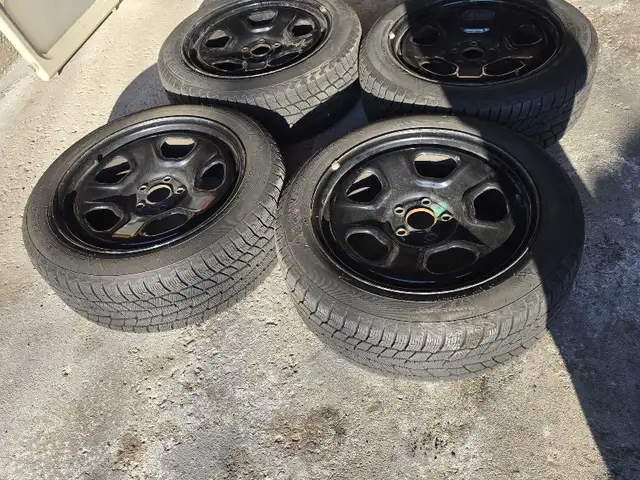 Winter Tires + Steel Wheels - Motomaster Winter Edge in Tires & Rims in Oshawa / Durham Region - Image 4
