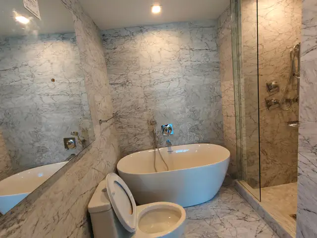 Modern 2+Den Condo for Rent | Bayview Village | Steps to Subway in Long Term Rentals in City of Toronto - Image 7