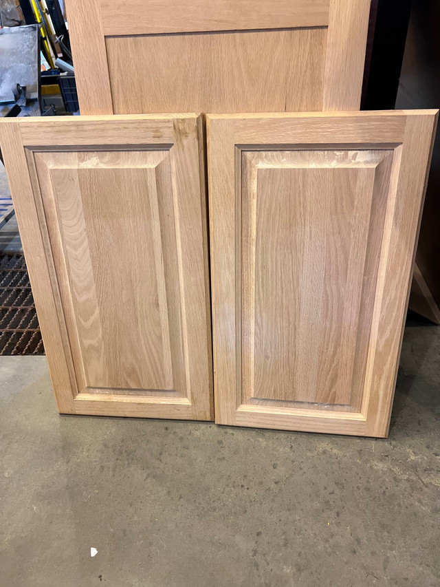 Solid Oak Kitchen Cabinet Doors in Cabinets & Countertops in Red Deer