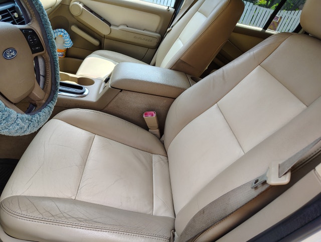 Ford Explorer V8 2007 207 000km — photo 5