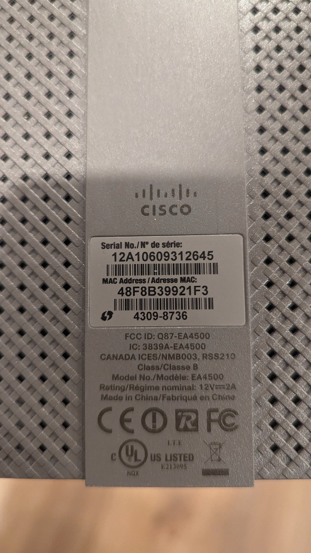 Routeur sans-fil Cisco (Linksys) EA45000 dans Réseaux  à Longueuil/Rive Sud - Image 2