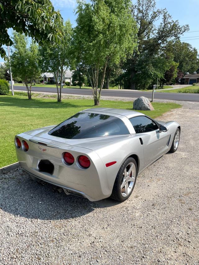 2006 C6 CORVETTE FOR SALE - LOW KMS, GREAT CONDITION  in Cars & Trucks in Hamilton - Image 4