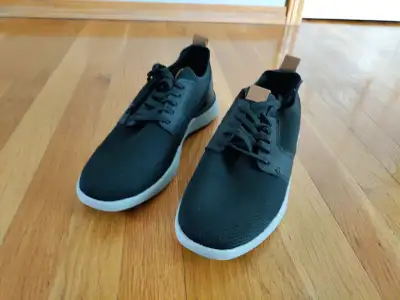 New Izod Man's Memory foam Shoes for sale., View more