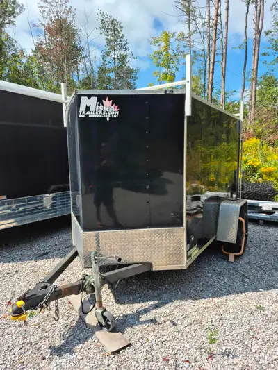 5' x 8' enclosed cargo trailer for sale, 2016 Stealth Enterprises Inc. is the manufacturer. ladder r...