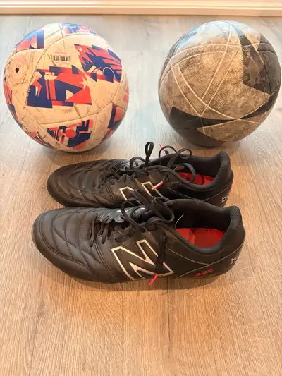 Men’s 11.5 New Balance 442 Leather Soccer Cleats + Balls, View more
