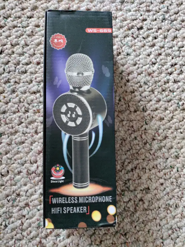 Brand New Wireless Microphone HiFi Speaker for sale. in Speakers in Calgary - Image 2