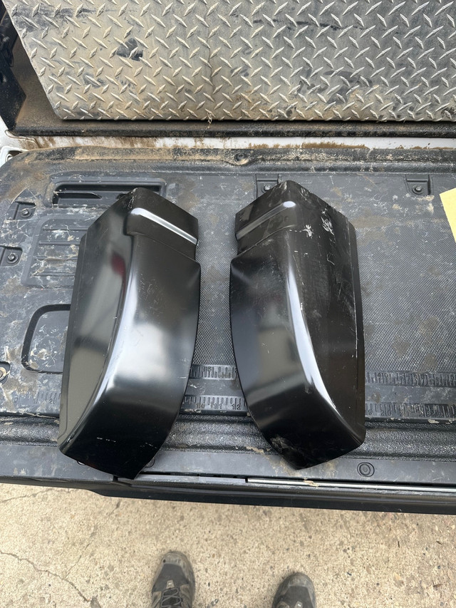 1988/2000 regular cab chevy cab corners in Auto Body Parts in Grande Prairie