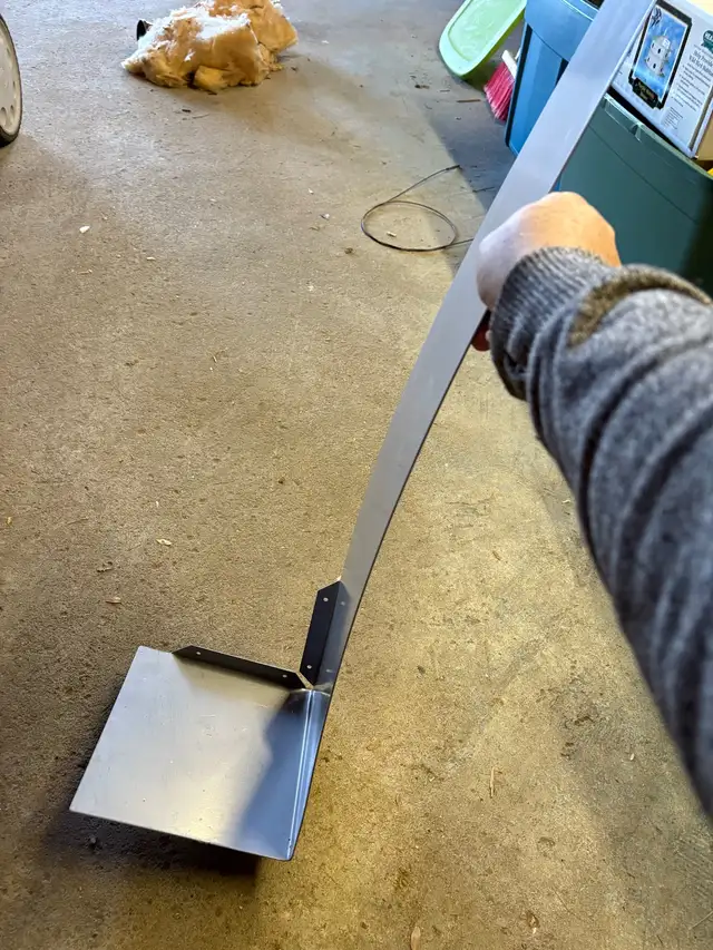 CD/Book shelf in Bookcases & Shelving Units in Windsor Region - Image 2