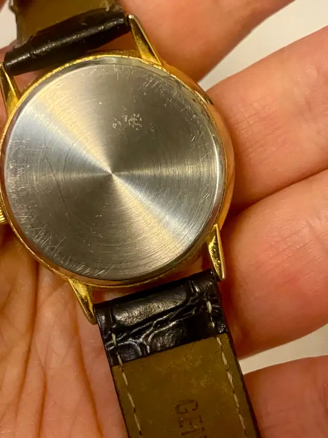 2 vintage watches for 1 price in Jewellery & Watches in City of Toronto - Image 6