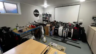LOTS OF HIGH END GOLF CLUBS AND EQUIPMENT FOR SALE!, View more