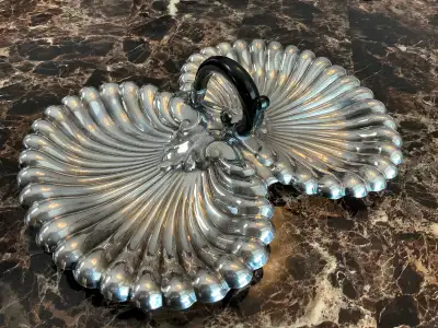 Viking Plate vintage Server, View more