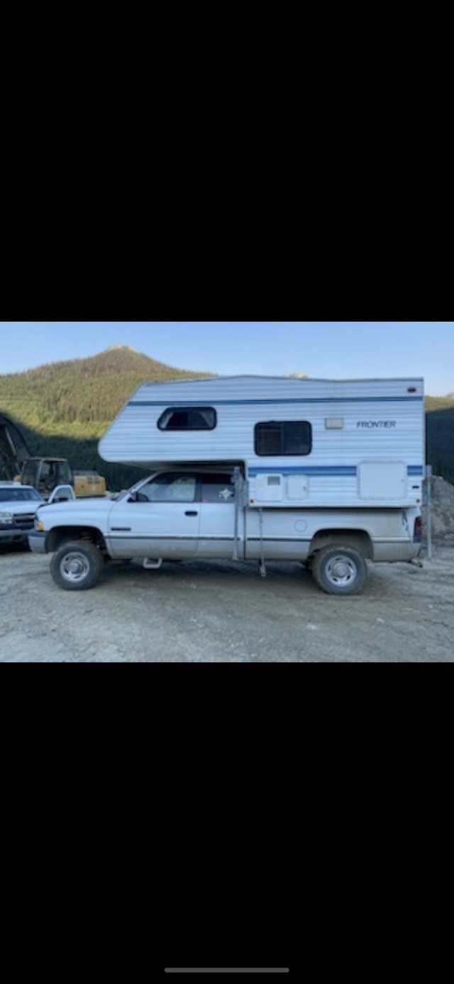 Truck camper Travel Trailers & Campers Calgary Kijiji