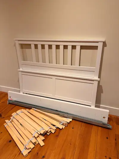 Base de lit double IKEA, View more