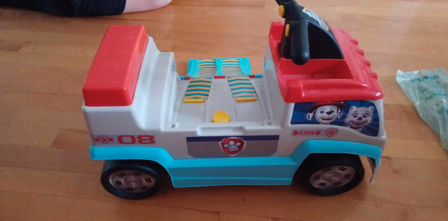 Voiture Pat Patrouille / Paw Patrol Ride dans Jouets et jeux  à Ville de Montréal - Image 4