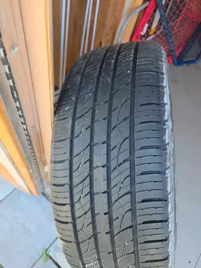 Used tires only been used for one summer. In good condition on rims. 235/55/19R.