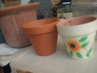 Plastic & clay flowering/planting pots & lots more     5454-59