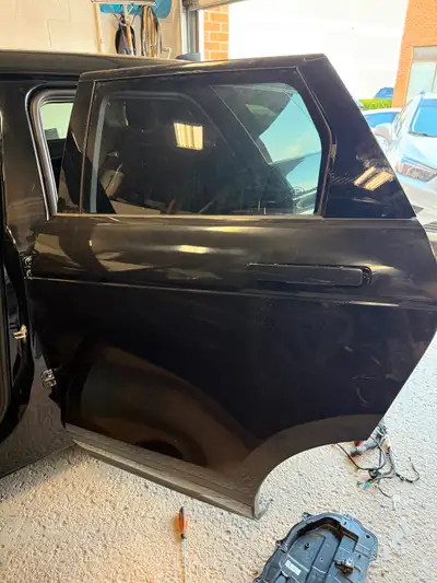 Left back door for sale Range Rover evoque 2020 $2,500