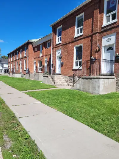 Large 1 bedroom located on East Hill (Ann & Victoria). Heat, water, hot water, fridge, stove, and re...