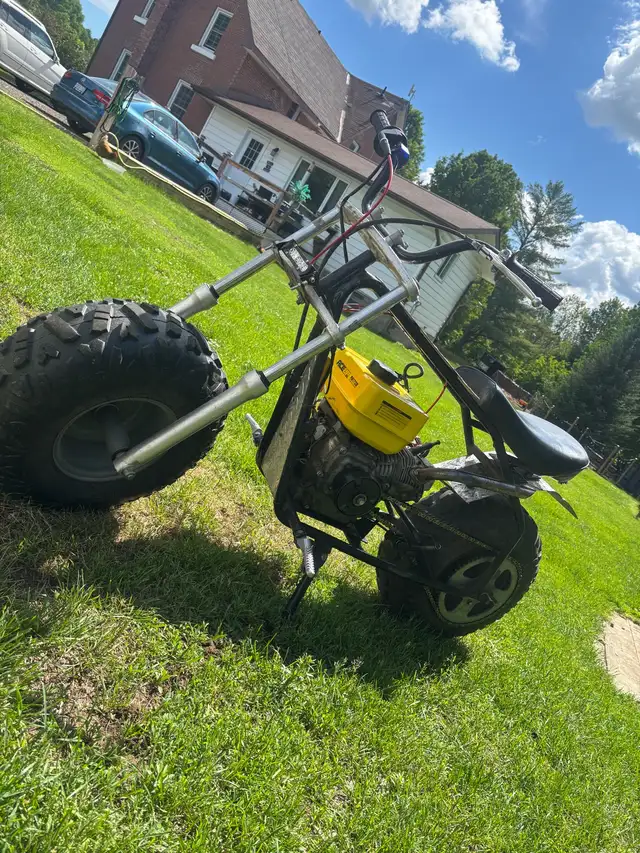 Coleman CT200U-EX Mini Bike in Scooters & Pocket Bikes in Renfrew - Image 2