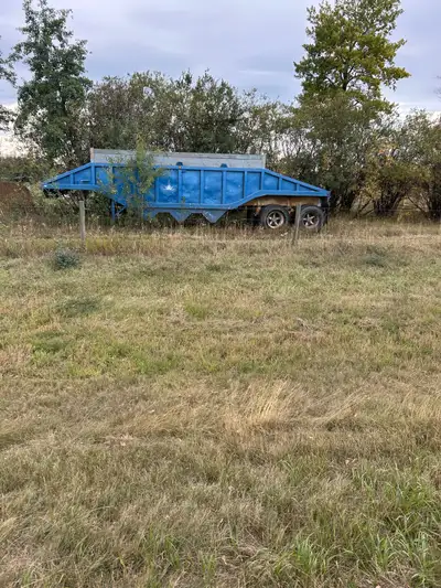 1975 Arnes belly dump gravel trailer. Lights all work. Tires almost new. All around good condition....