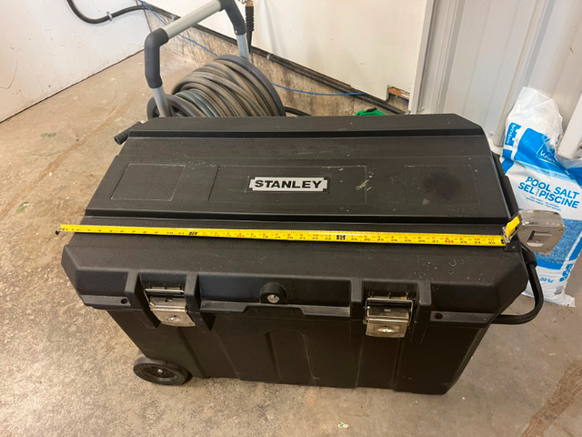 50 gallon Stanley tool job chest in Tool Storage & Benches in London - Image 2