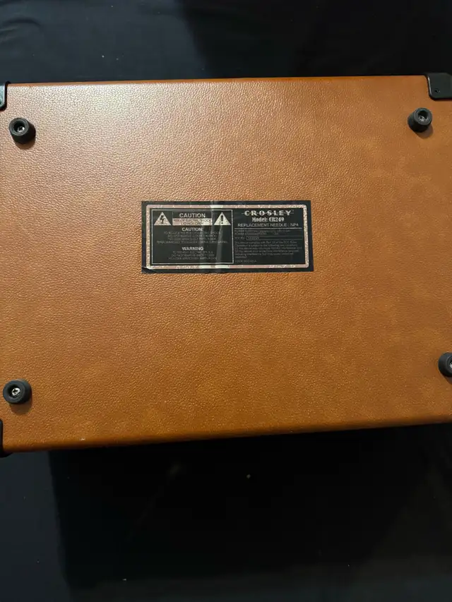 Crosley Turntable in Stereo Systems & Home Theatre in Mississauga / Peel Region - Image 3