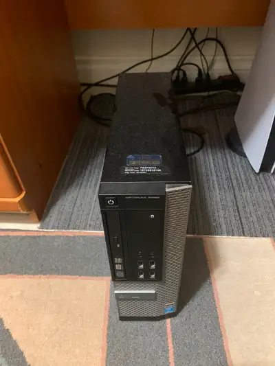 I am selling my gently used desktop computer in excellent running condition for $250 or best offer....