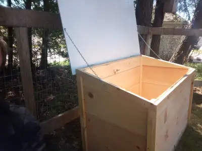Heavy duty wooden storage and garbage bins. Built out of Pine Lumber Durable watertight, plastic lid...