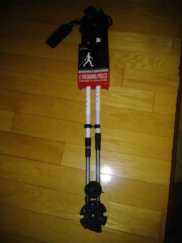 HighGear Expert Trekking Poles -Pair in Other in Mississauga / Peel Region - Image 2