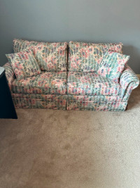 Sofa / Love seat