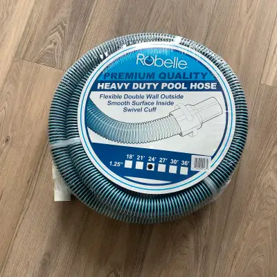 Heavy duty pool cleaning / vacuum hose. New in sealed packaging.