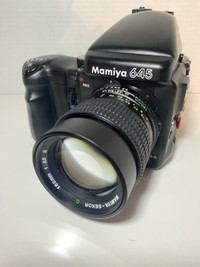 Mamiya 645 Pro Film Camera is 150mm Lens 