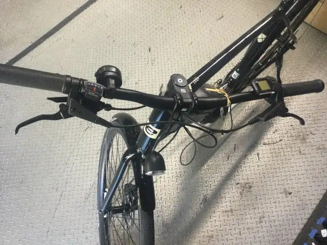 EVO eBKE E5000 brand new 700c Ebike in eBike in City of Toronto - Image 7