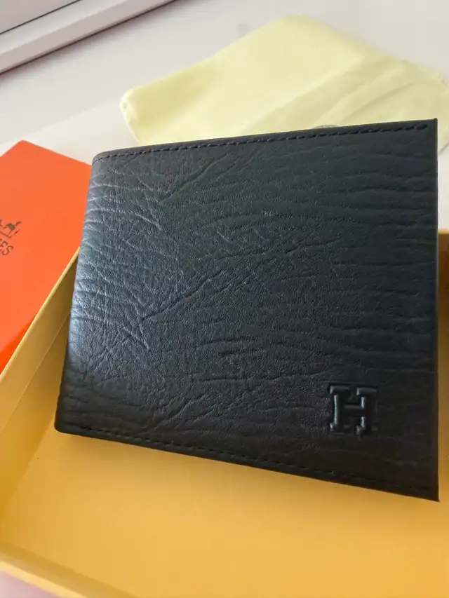 Brand new men’s wallet  in Men's in Red Deer - Image 5