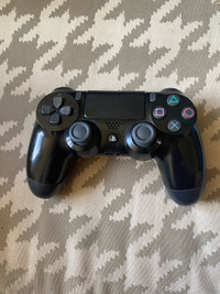 PlayStation 4 wireless controller