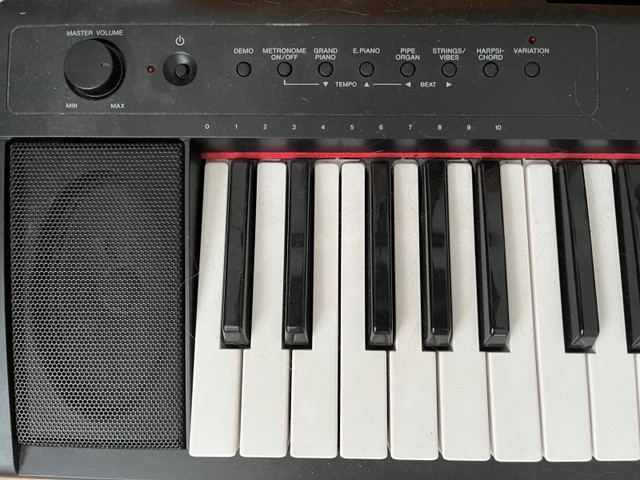 Yamaha keyboard NP-11 | Pianos & Keyboards | Bedford | Kijiji